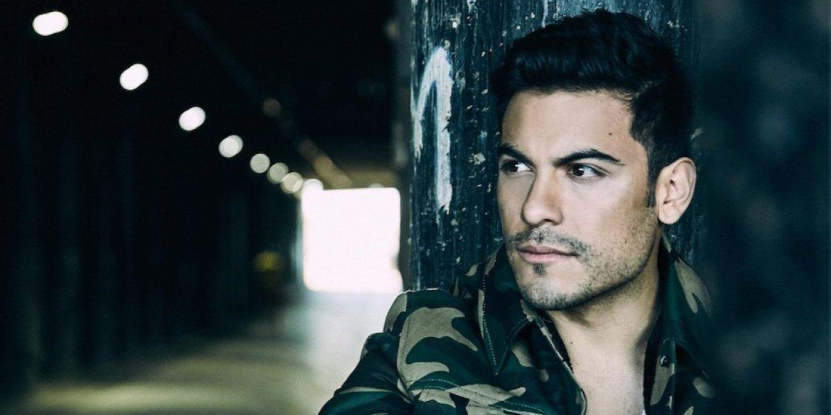 radiofanatica_'s tweet photo. "SOLO TÚ" @_CarlosRivera
#LosDomingosSonDeBisbal
https://t.co/fJPoAfgkag ▫️❤️
Yo, que tanto te he #intentado proteger
El héroe de tus #sueños quiero ser
Y no sé si estoy #bien... 🎶 https://t.co/CD2DiVFZNs