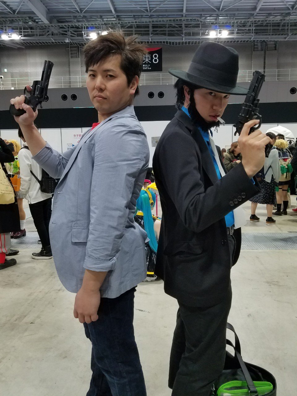 スペランカー佐藤 何気なくコスプレエリアを歩いていたら 伝説の早撃ちガンマン次元大介が居たので一緒に撮ってもらいました ありがとうございます 早撃ちだったら獠ちゃんだって負けないもんね Animejapan19 Aj19 Aj スペランカー佐藤 何気なくコスプレエリアを歩いていたら 伝説の早撃ちガンマン次元大介が居たので一緒に撮ってもらいました ありがとうございます 早撃ちだったら獠ちゃんだって負けないもんね Animejapan19 Aj19 Aj