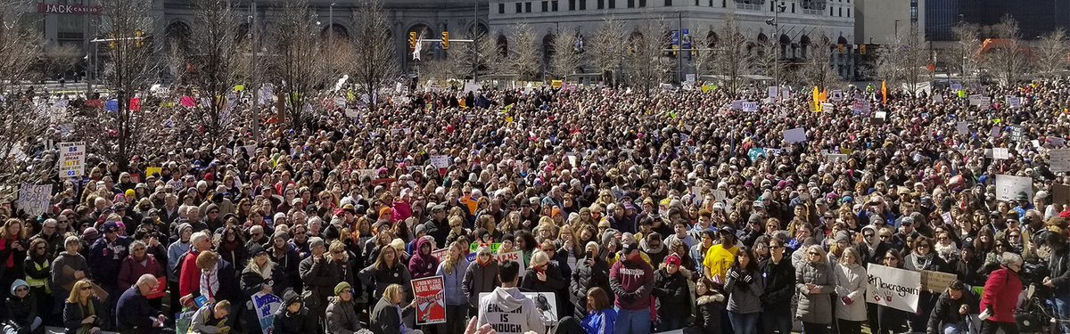 MFOLCLE's tweet image. One year ago, we Marched for our Lives and we told lawmakers and lobbyists alike that we the people were done with inaction on gun reform issues.

Today, we continue to fight for our lives everyday and push for the common sense reforms that save lives!!

#MarchForOurLives