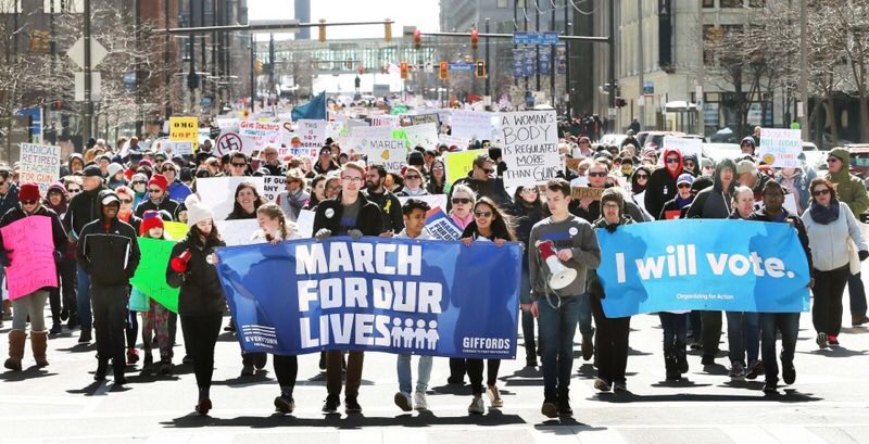 MFOLCLE's tweet image. One year ago, we Marched for our Lives and we told lawmakers and lobbyists alike that we the people were done with inaction on gun reform issues.

Today, we continue to fight for our lives everyday and push for the common sense reforms that save lives!!

#MarchForOurLives