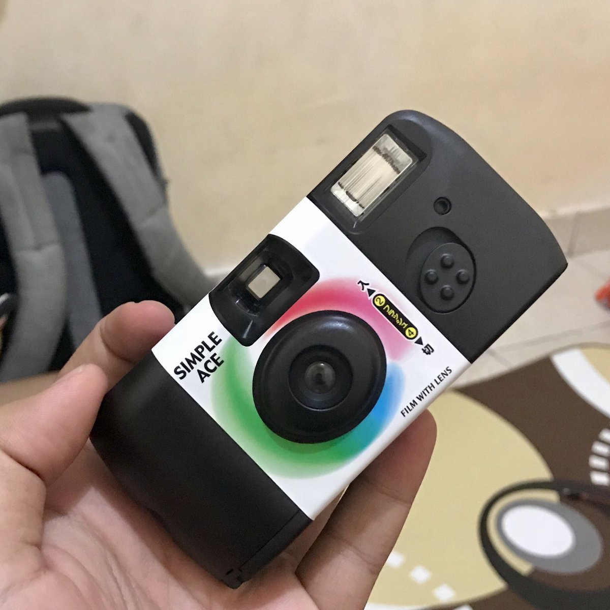 bbosseu's tweet photo. Apa itu disposable camera?

-a thread https://t.co/DAkqEecUpN