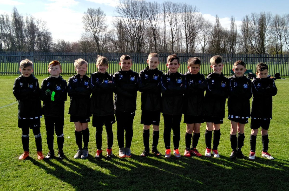 Beautiful morning for it🌤⚽️<a href="/cassy1717/">danny cass</a> <a href="/Westella_AFC/">Westella & Willerby</a> <a href="/Kbdhull/">Kitchens By Design</a>