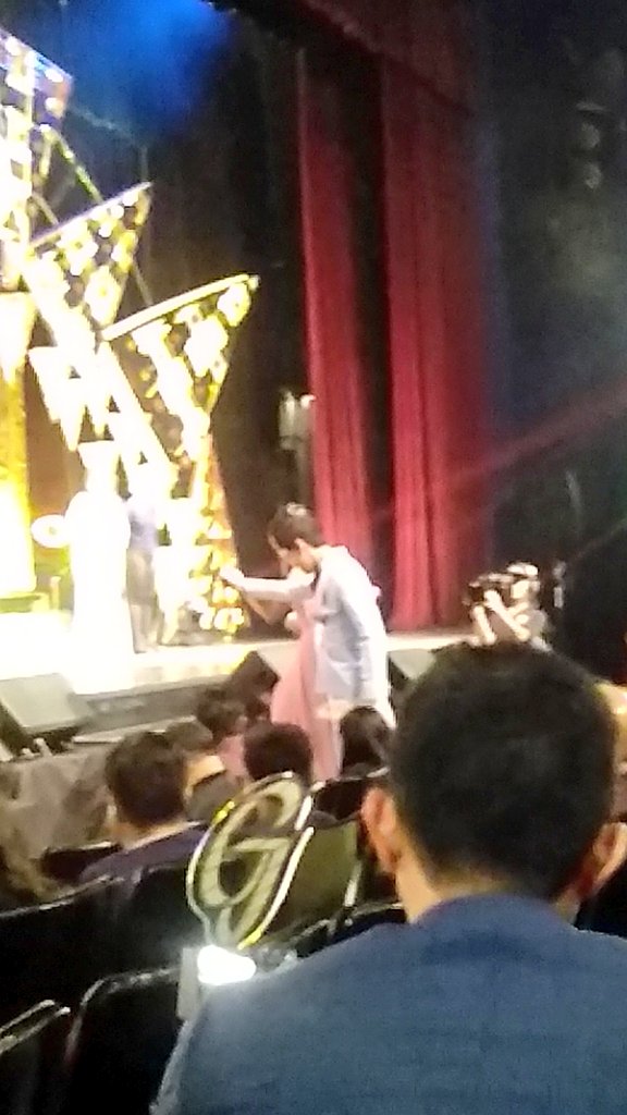 happybeadel's tweet photo. yung hinatid at sundo ni donny si kisses papuntang stage, I'm softt😭💗
#DONKISSxGuillermoAwards https://t.co/Jhz4SCam3Q