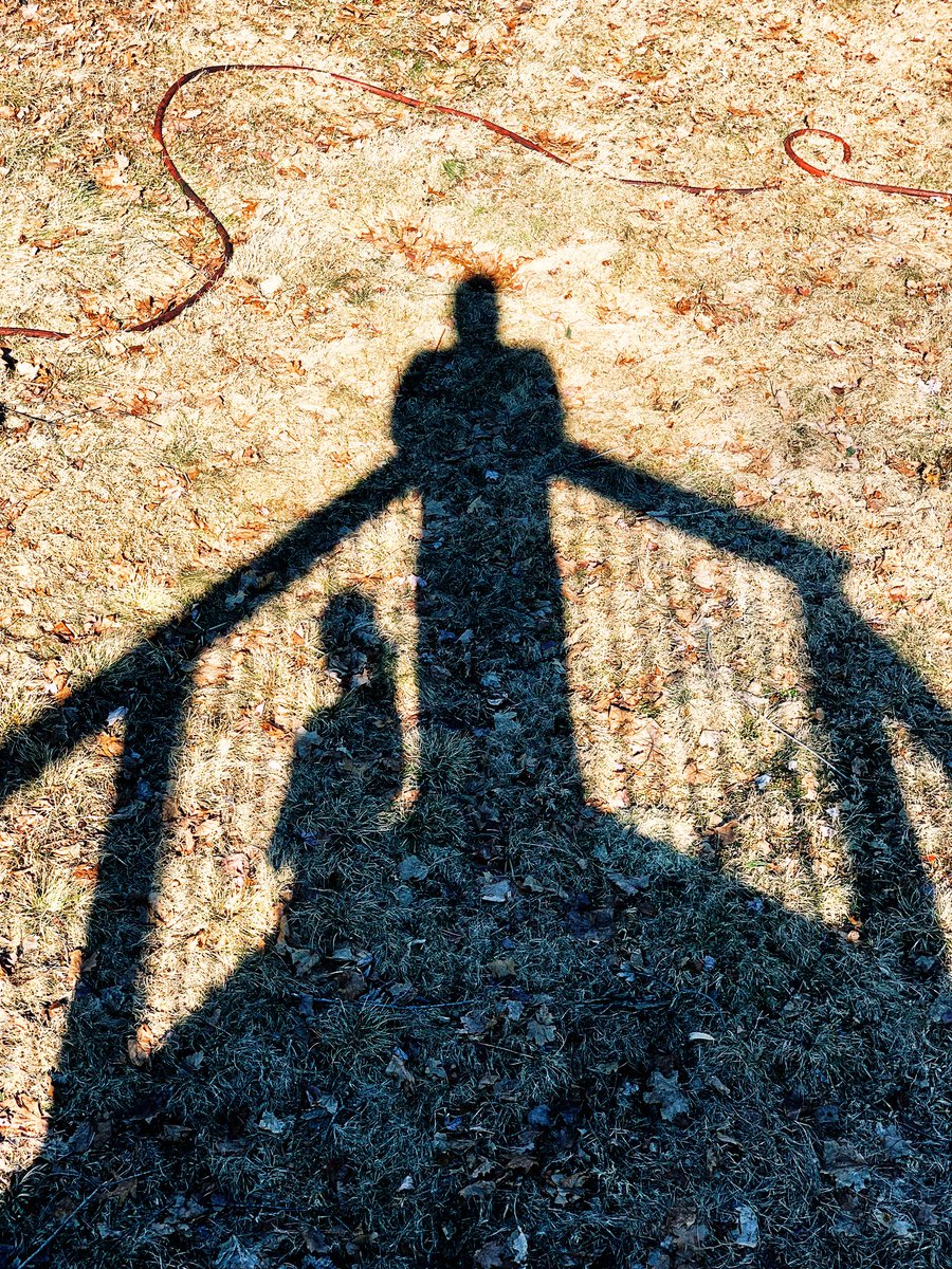 617HubEdge's tweet photo. A daddy and his daughter enjoying some morning sunshine on their deck… #HubEdge #Realtor #Realtors #GoodMorning #SundayMorning #Stoughton #StoughtonMA https://t.co/AheKPhvBKV