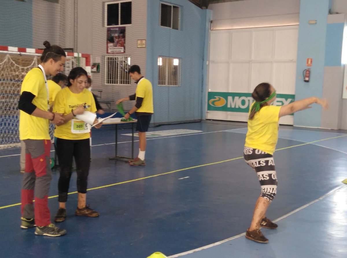 AdsisCanarias's tweet photo. Turismo Activo, Ayuntamiento de Valsequillo ofrece un día de Aventuras en el que participan jóvenes @FundlaCaixa #CaixaProinfancia.
Juntos rompemos el círculo de la pobreza
@obrassociallacaixa https://t.co/P7KbvpgXy9