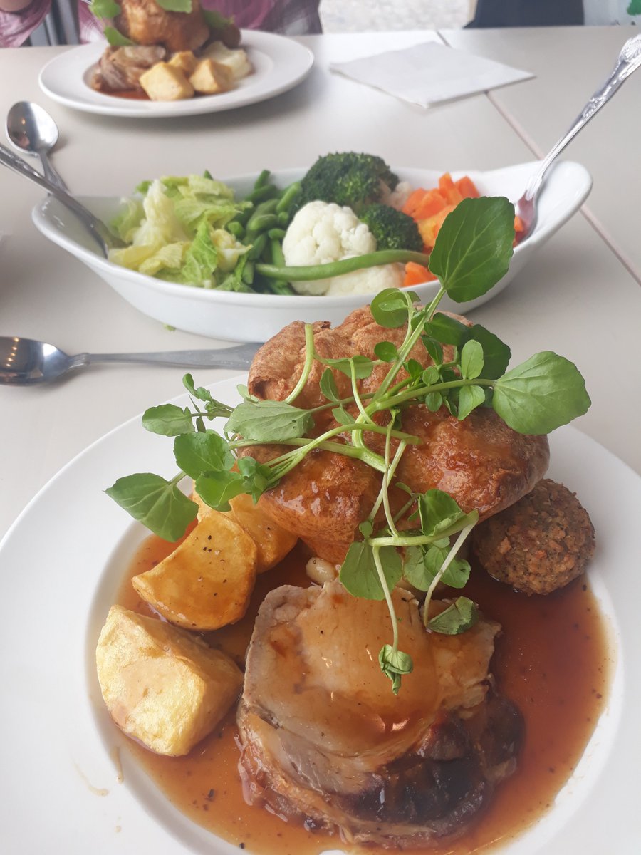LauraBurdon1's tweet photo. There's no such thing as a free lunch... except when you win the Twitter competition at #TCHDameBellas  beautiful lunch! https://t.co/ZdCB47nuOF