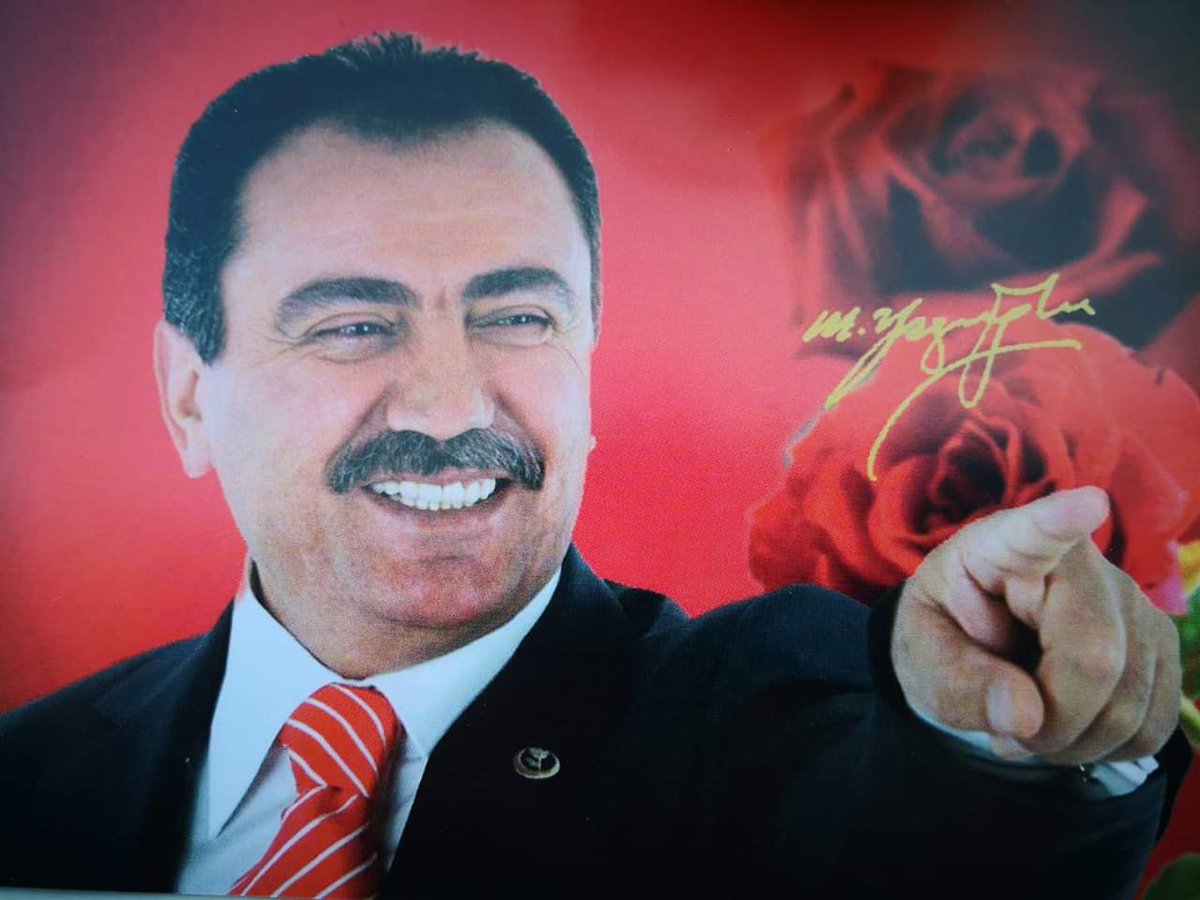 mesutolgun29's tweet photo. "Beni yaşarken anla" derdi @hasansagindik ağabey. Biz de hep bir ağızdan söylerdik. Biz seni yaşarken de sevdik, koca yürekli reis. Dik durmayı da, düz yürümeyi de, bir saniyesine hükmedemediğimiz bu hayatta fırıldak olmamayı da senden öğrendik. Mekanın cennet olsun koca reis... https://t.co/bwznkIe9YO