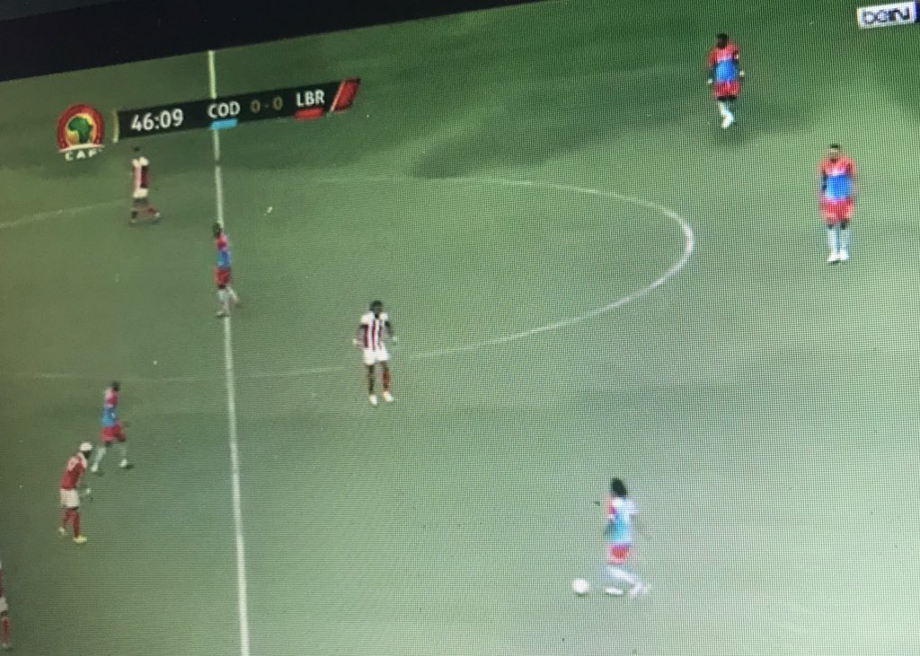 Les dimanches son pour le football #RDC v Liberia. Allez les Léopards !