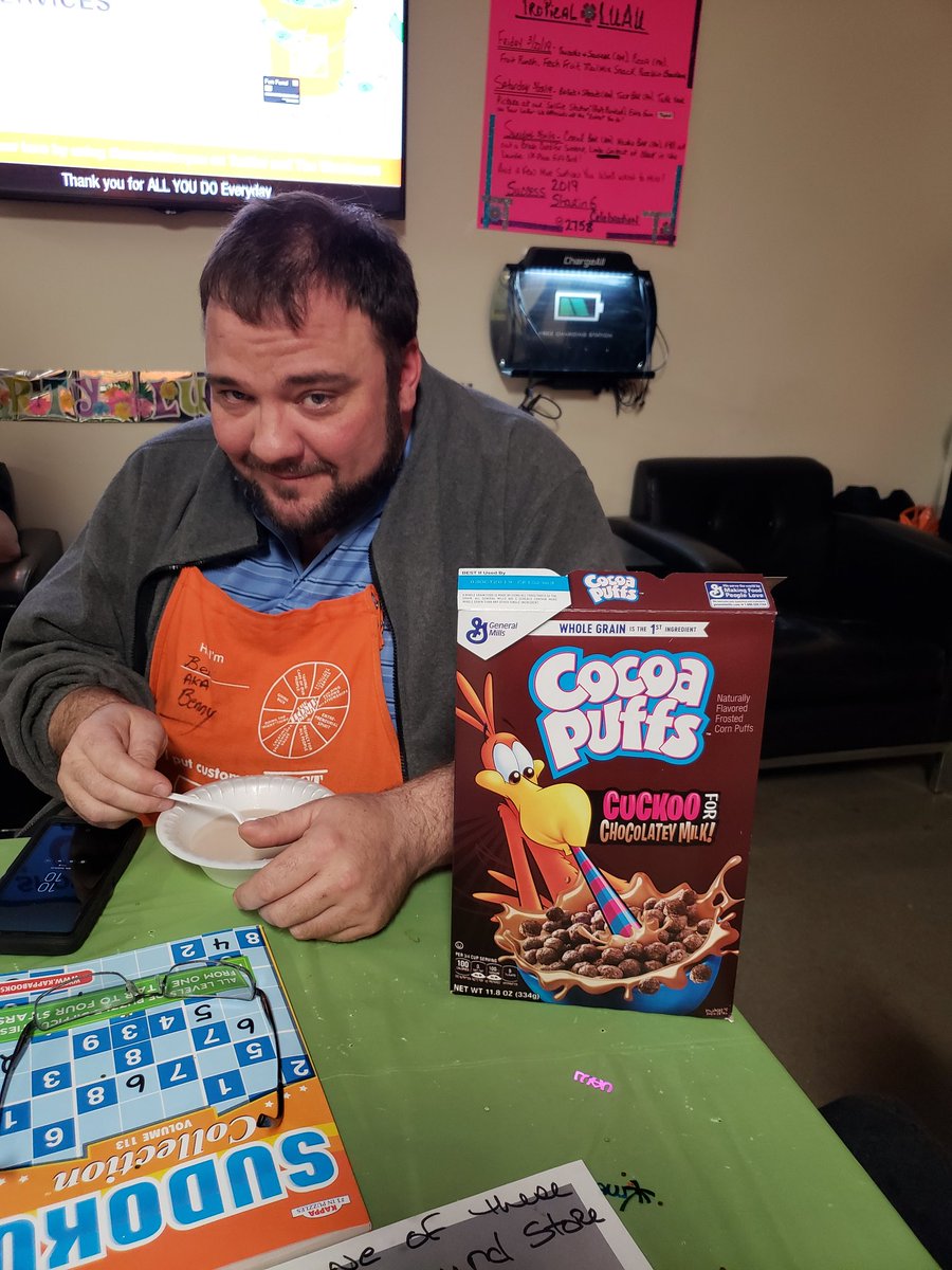 EmilyPease18's tweet photo. Awesome Cereal bar to start the last day of our success sharing weekend celebration!! Thank you for all you do everyday!! @THDShelby @jody_delicato @Maadd33 @Thomas_Jabtecki @KathyHD2758 @BobbyPooleII https://t.co/TEfLcuSQbw