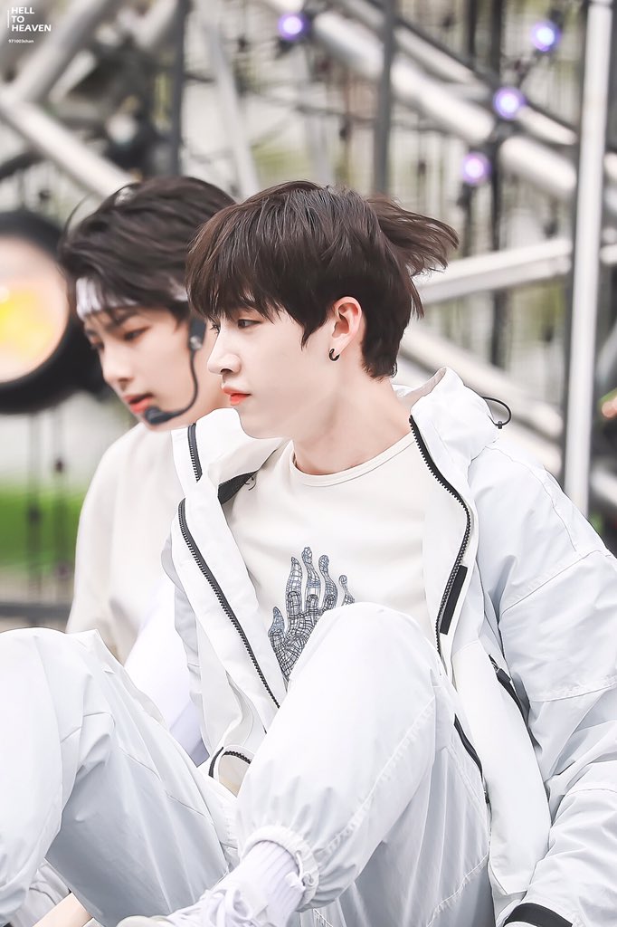 971003chan's tweet photo. #방찬 #찬 #straykids 

@Stray_Kids https://t.co/mX052lGA3g
