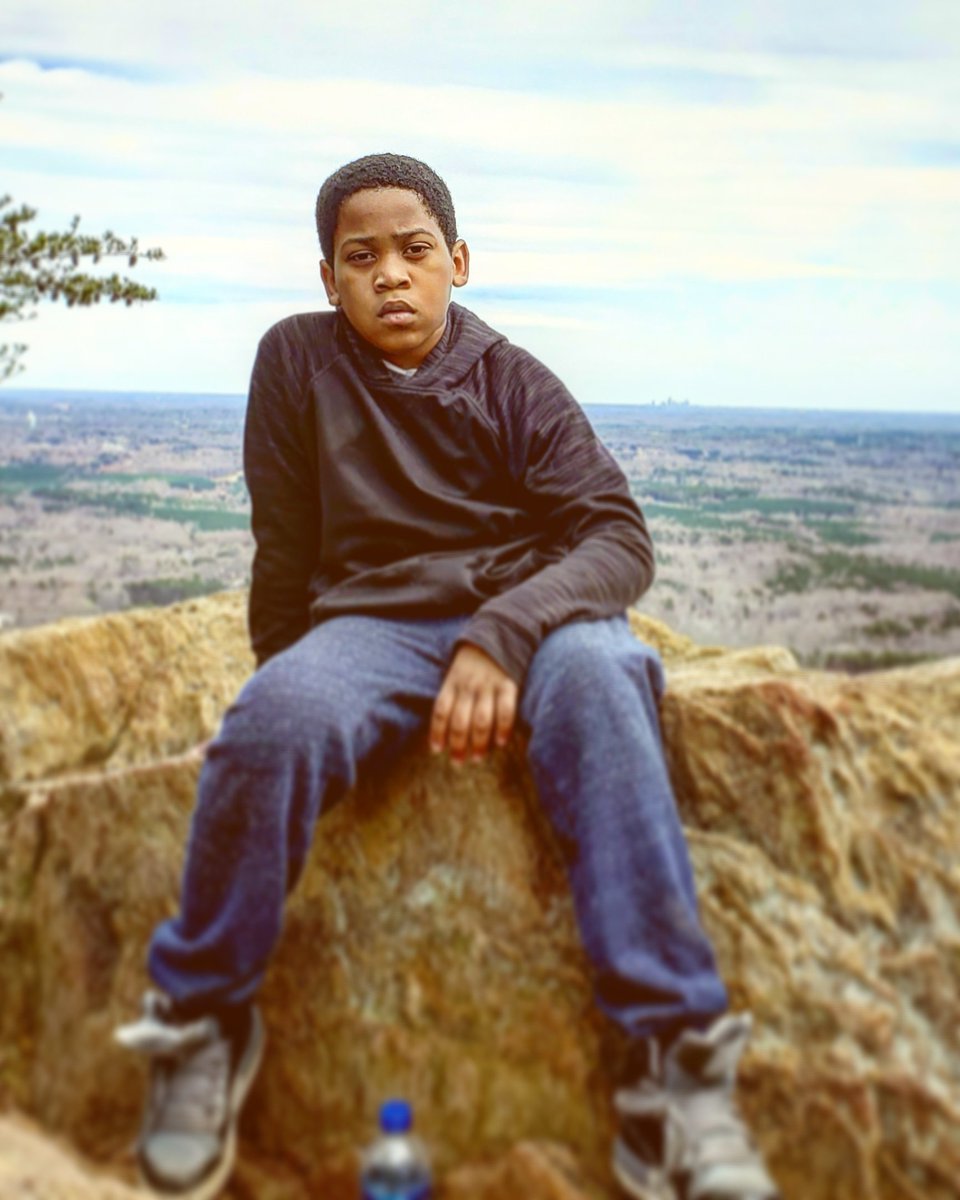 BraylinPittman's tweet photo. Sitting on top of the world.
#imaginedfilms #Deabreu #kidslife #IMDb #kidactor #canon #djimavicpro #crowdersmountain #actorslife https://t.co/y6V1vflECR