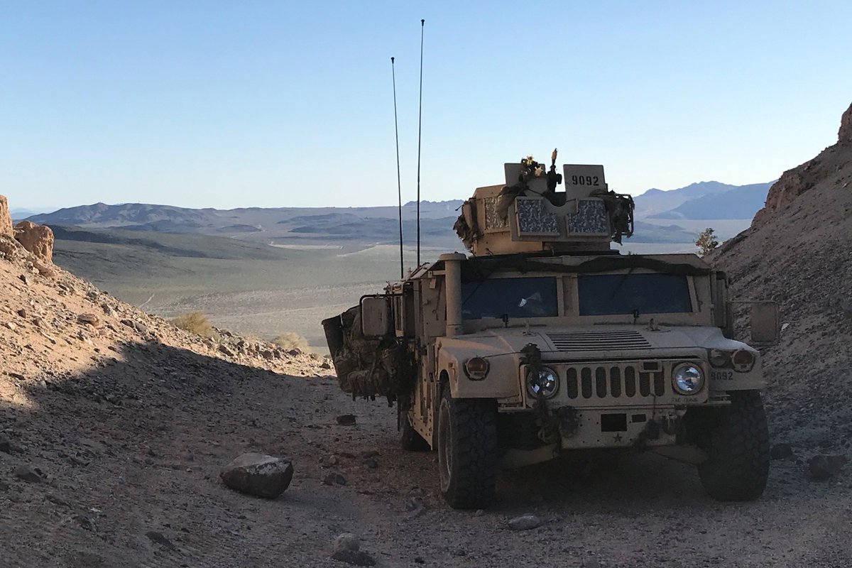 The_Black_Rats's tweet photo. Exercise #DiamondBack19 update for @LDLightCav & @3RHA in #California Reconnaissance element for @DaggerBDE on their test exercise. #BlackRats displaying highest level of #interoperability #cooperation #International #teamwork Pic gallery https://t.co/FdVzrb983f https://t.co/WWk4knym6p