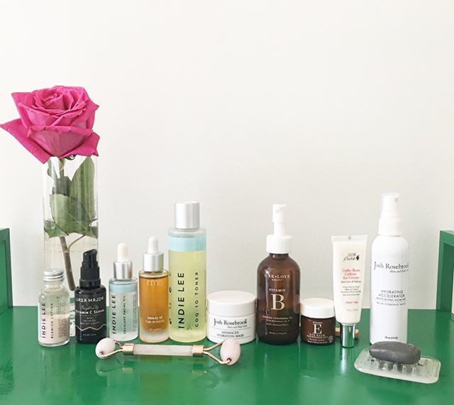 wellinsiders's tweet photo. What does a makeup artist + clean beauty boutique owner use in her daily routine? We got a peek inside the beauty cabinet of Rachel Taylor, owner of @figandfloweratl, in our latest #MyCleanBeautyShelf, on @wellinsiders today. #thisiswhatwellnesslookslike… https://t.co/BZMA0eCp1N https://t.co/SIGBYk2W7M