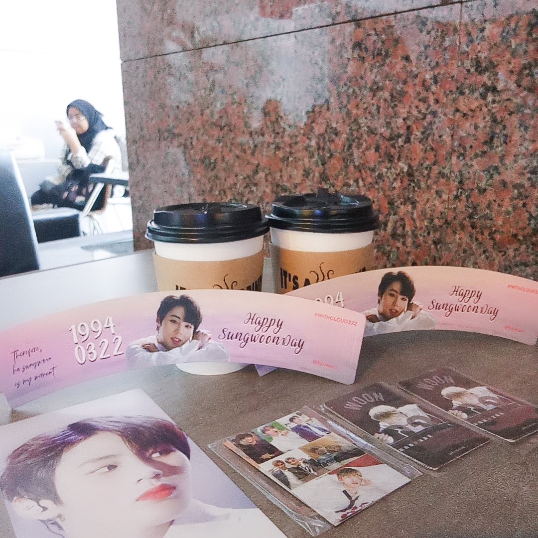 Lping02's tweet photo. Thanks @Kyuwani_
βπ
#WithCloud322
#HASUNGWOON
#HAPPYSUNGWOONDAY
#νμ±μ΄ https://t.co/BrM0XGT5fW