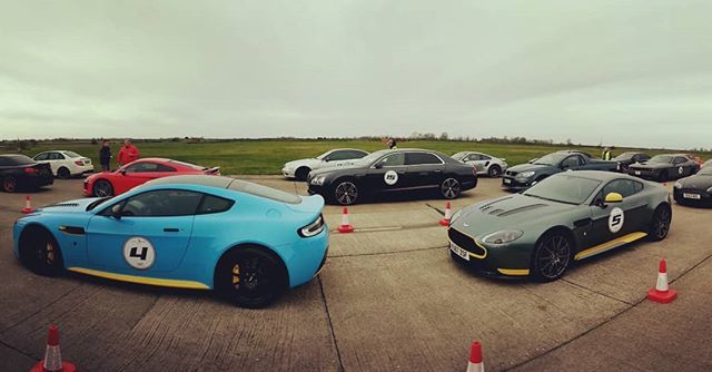 MaxAllenSmith's tweet image. Great day marshalling at #vmax200 with @tomhart9 #vmax #speed #200mphclub #astonmartin #marshalls #marshalling #fastcars #cars