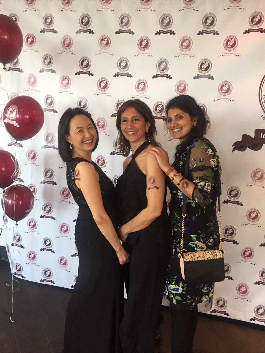 WMayosmith's tweet photo. @NERRSRad leadership repping NERRS ink &amp; cutting the 100th anniversary cake for the New England Roentgen Ray Society Centennial Celebration last night! Here’s to the next 100 years of Radiology Science, Education &amp; Fellowship! https://t.co/vDeLH8tBq0