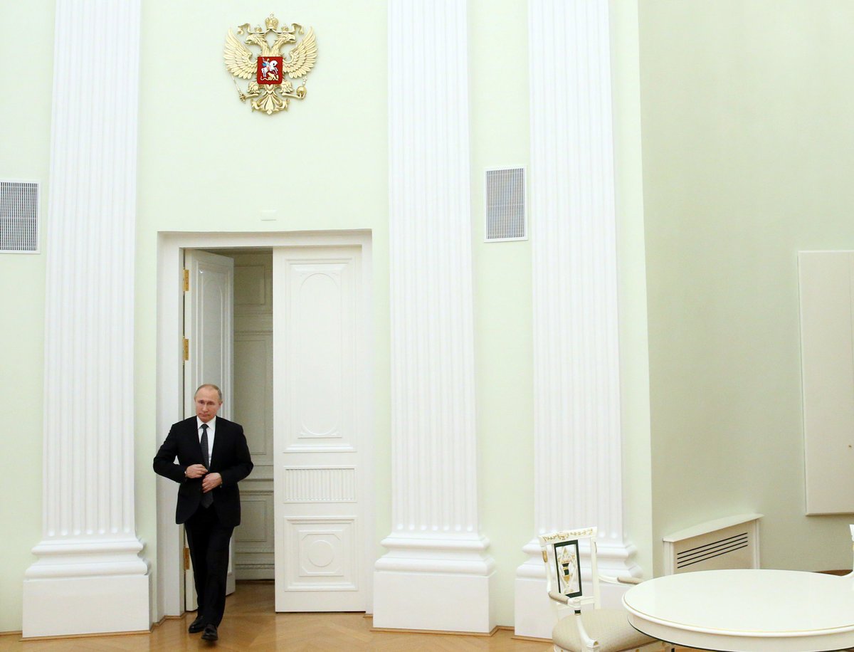 steveswerdlow's tweet photo. How Powerful Is Vladimir Putin Really? https://t.co/epjcbXMMja Great piece from #AndrewHIggins https://t.co/irG96v4hAf