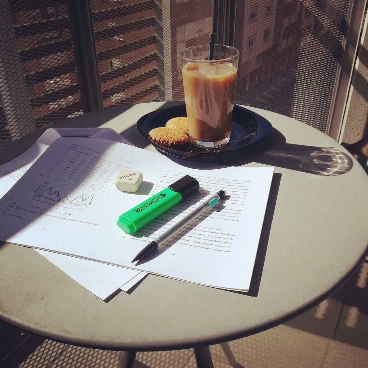 Reviewing a paper like this looks like a better task 📝😊
#Scientist #Terrace #Sun #Spain #Spring #Icecoffe #ScienceFluencer