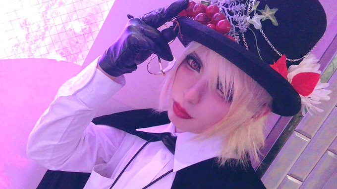 紳士並びに淑女諸君 ごきげんよう🎩✨ 昨晩はローズ伯爵にいっぱいお話聞いてもらってエネルギーチャージしました👆🍷  ゴーストナイトパーティー‼︎の準備はちゃくちゃくと進んでおります👻🎃👻🎃亡霊たちと共に、キミタチに会えるのを今か今かと楽しみにしております✨  本格始動主催まであと5日👻<a href="/tag/%E3%81%97%E3%81%A4%E3%82%82%E3%82%93"class="tags"><span>#しつもん</span></a>