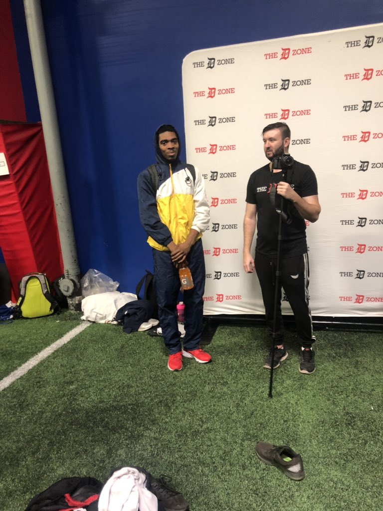ROBERTBROWNIII2's tweet photo. I had a great time yesterday at the @TheD_Zone i ran a 4.6 in the 40 yard dash I feel like I did good 🙌🏾💯
#THENEWBREED #RIPCOACHTONY #ANNAPOLISHIGHSCHOOL @AHSCougarNation https://t.co/Bo8xL43ZZw