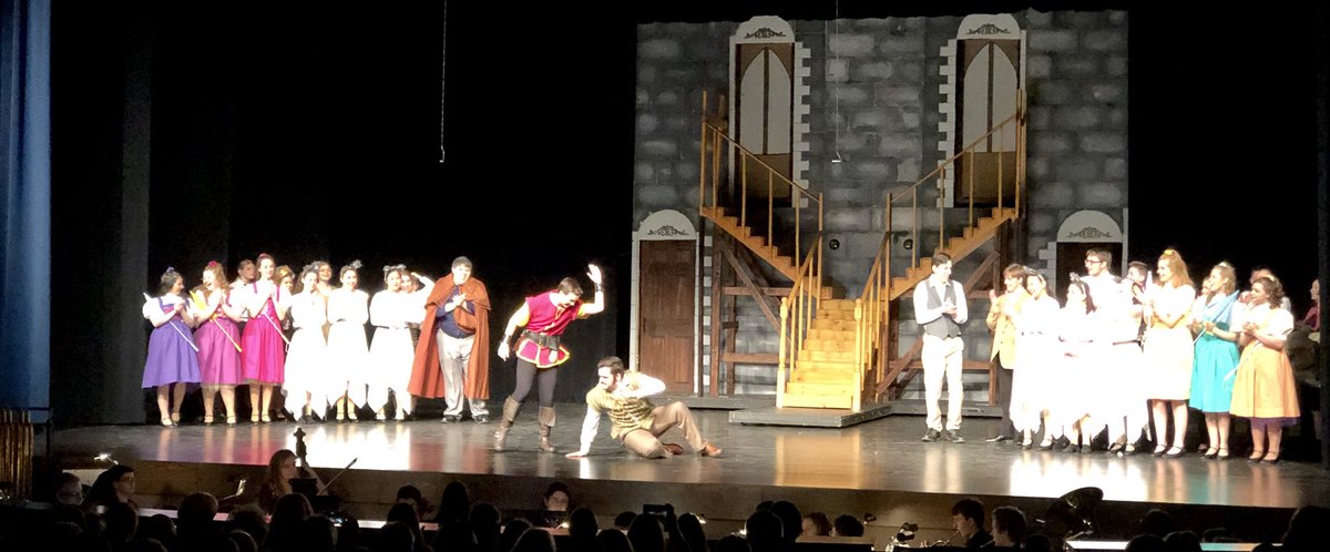 Bravo to the amazing cast, crew and musicians in @shs_thespians production of Beauty & the Beast! 👏🏻🎭 You delighted packed houses each performance @shs_spartans #livoniapride
