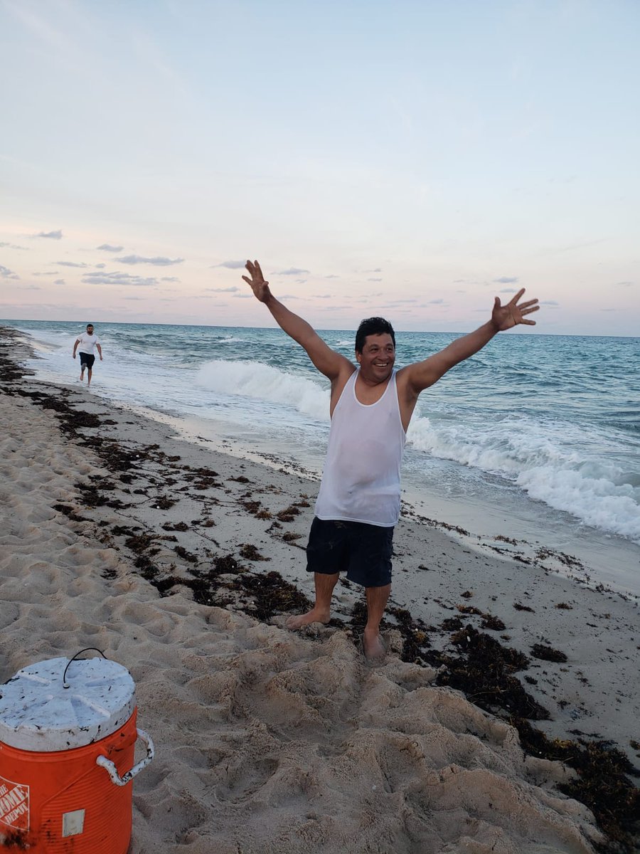 completeiro's tweet image. Pasando un rato en las playas de miami