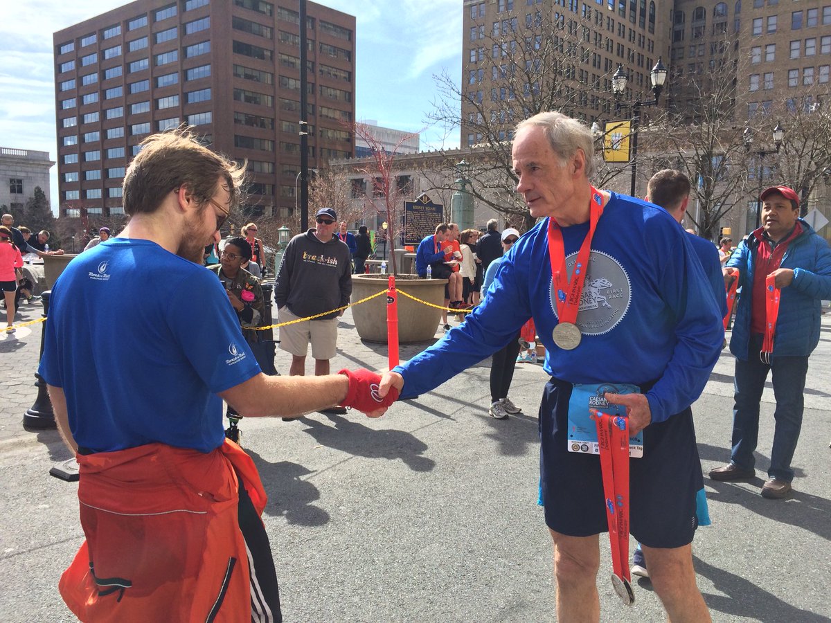 CRhalfmarathon's tweet photo. .@SenatorCarper congratulates runners and takes some time out for media @delawareonline  #CrHalf https://t.co/Yk6cIiW4pg