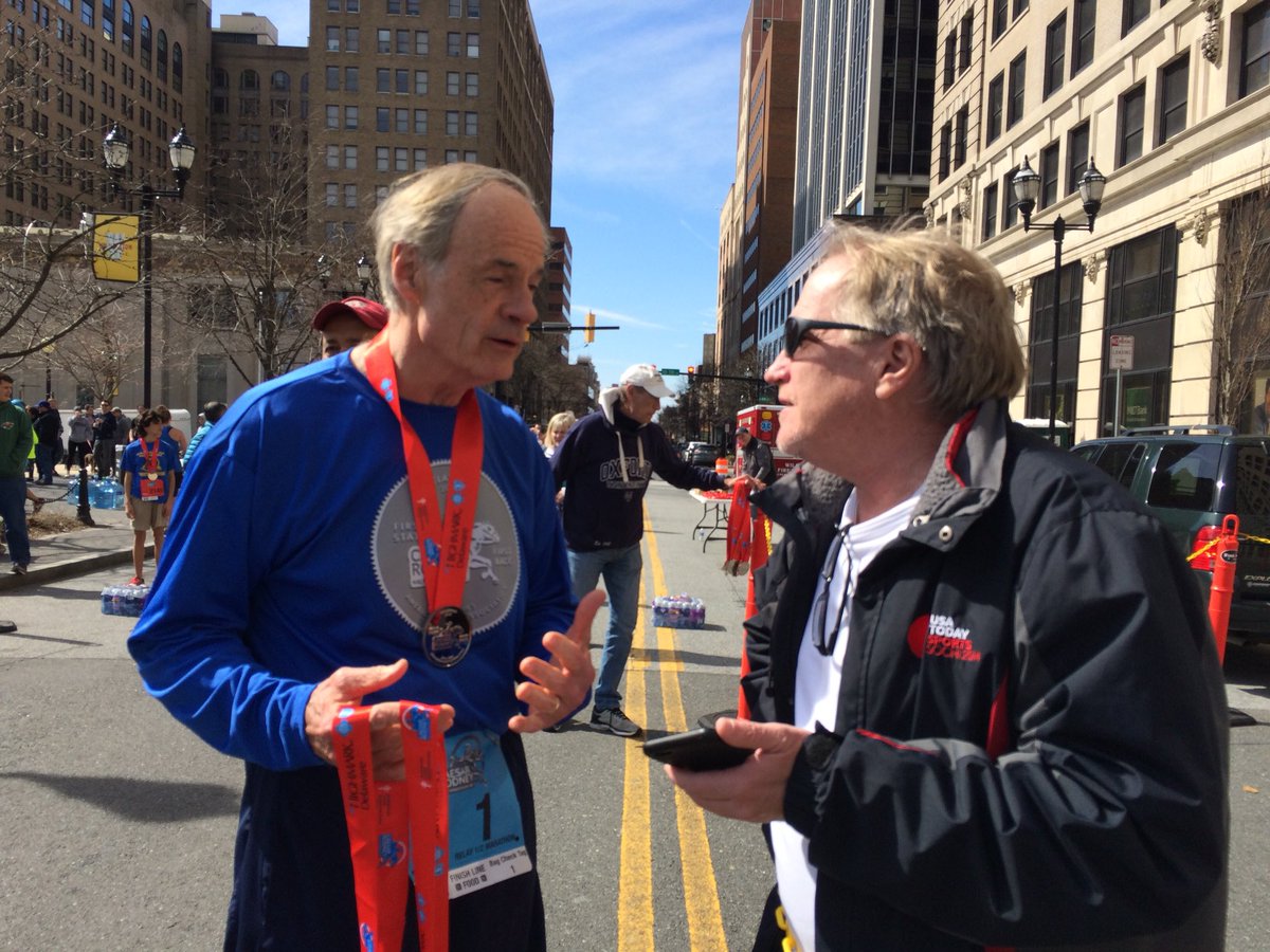 CRhalfmarathon's tweet photo. .@SenatorCarper congratulates runners and takes some time out for media @delawareonline  #CrHalf https://t.co/Yk6cIiW4pg