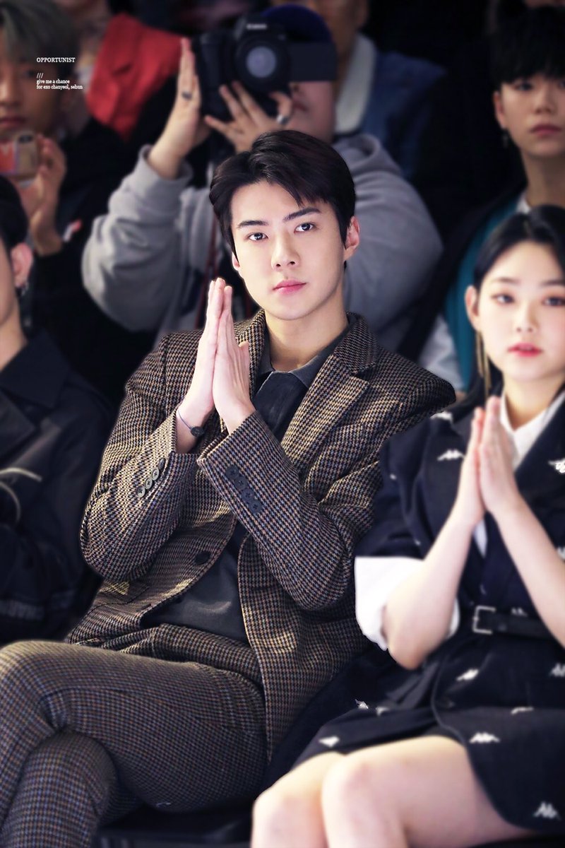 chance_6194's tweet photo. 190324 SFW #세훈 #SEHUN #엑소 #EXO @weareoneEXO  

조각상이 박수도 치더라구요😌😌 https://t.co/i92tHTP1mV