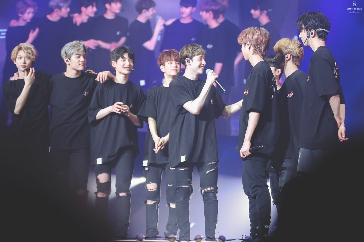 CHANCEON_1003's tweet image. #방찬 #찬 #BANGCHAN #StrayKids #스트레이키즈 #Clé1_MIROH #MIROH #YouMakeStrayKidsStay #StrayKidsComeback #StrayKids1stAnniversary🖖🏻🐺