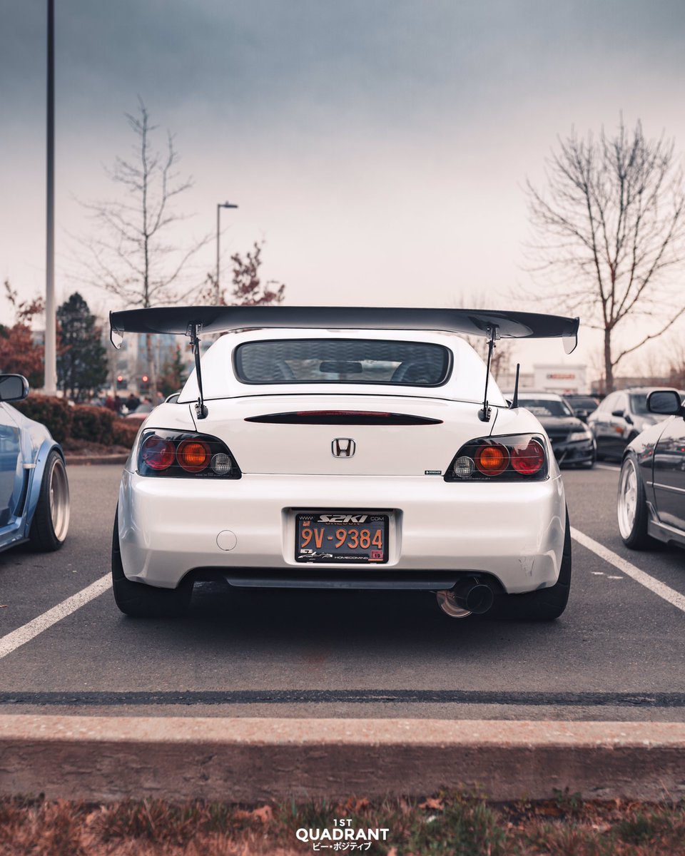 JosephAlfonso's tweet photo. Roadster
-
#1stquadrant
β’
#hondas2k #s2000 #jdm #trackcar #te37 https://t.co/6FYwUfMCYN