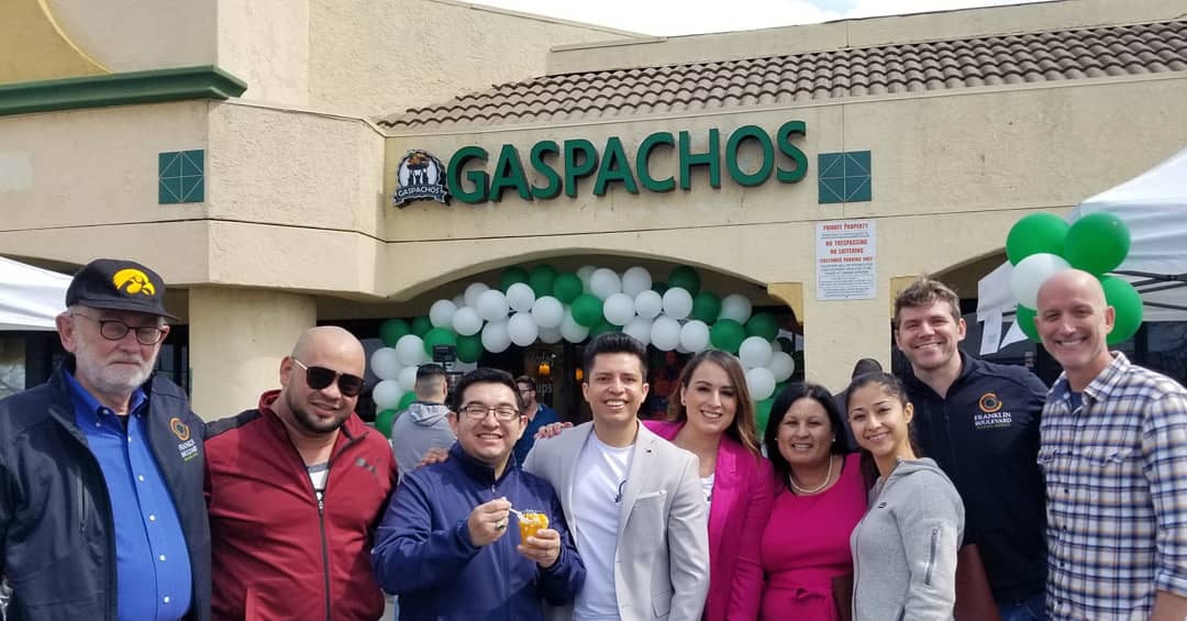 FranklinDist's tweet photo. Great to have #Gaspachos in our district! Wonderful locally-owned Latino business providing healthy food! #FBBD #SouthSacSuccess #SmallBusiness #SmallBizSac #PequeñosNegocios #ComidaSaludable #HealthyFood #D5 #FranklinBiz https://t.co/pFdDZEE4PK