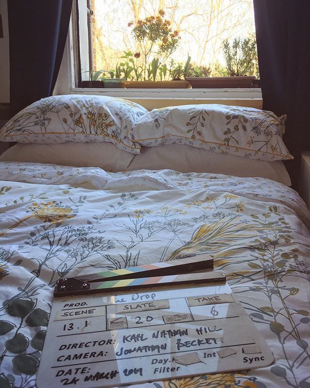 jdbphotouk's tweet photo. Shooting all weekend on a short film. 🎬
.
.
.
| Bow, London | 
#jdbphoto #shortfilm #clapperboard #thedropthatoverflowsthecoffee #sunnyday #window #bedsheet #dop #cameraop  #sunflare #wanderlust  #gnarcissistic #earthpix #discoverearth #lensdistortio… https://t.co/cZGC6FnQx3 https://t.co/KULNDejNZ1