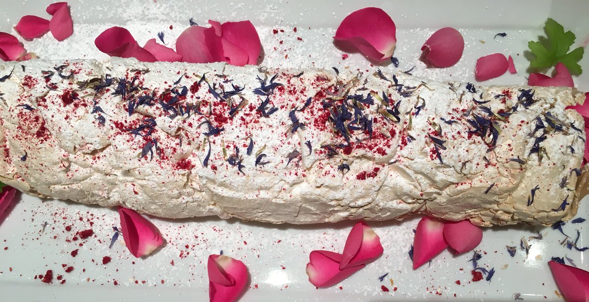 Is an #Irish #whiskey roulade traditional? Well it is now on this traditional #Irishfood #Cooking #class!