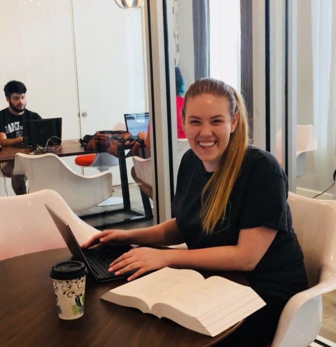 ArbaSanMarcos's tweet photo. Are you ready for classes tomorrow bobcats? If not, come by our private study rooms! #aura #sanmarcos #bobcats #byespringbreak #countdowntosummer https://t.co/9zOakKokZf