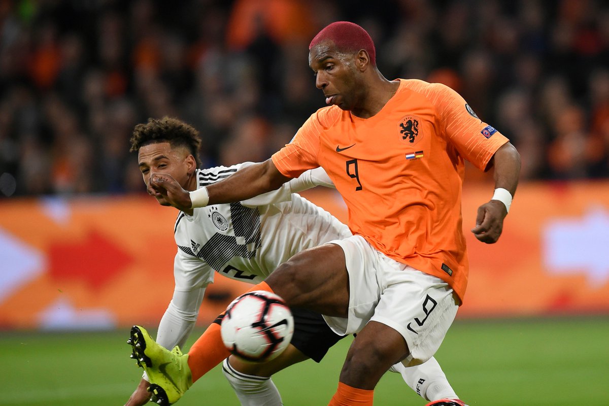 DiarioDiezHn's tweet photo. ¡GOOOOL DE HOLANDA! Matthijs de Ligt descuenta al minuto 48. #Holands 1-2 #Alemania 🔴EN VIVO: https://t.co/1B2L3f6jMI https://t.co/Q7p9FfJgJA