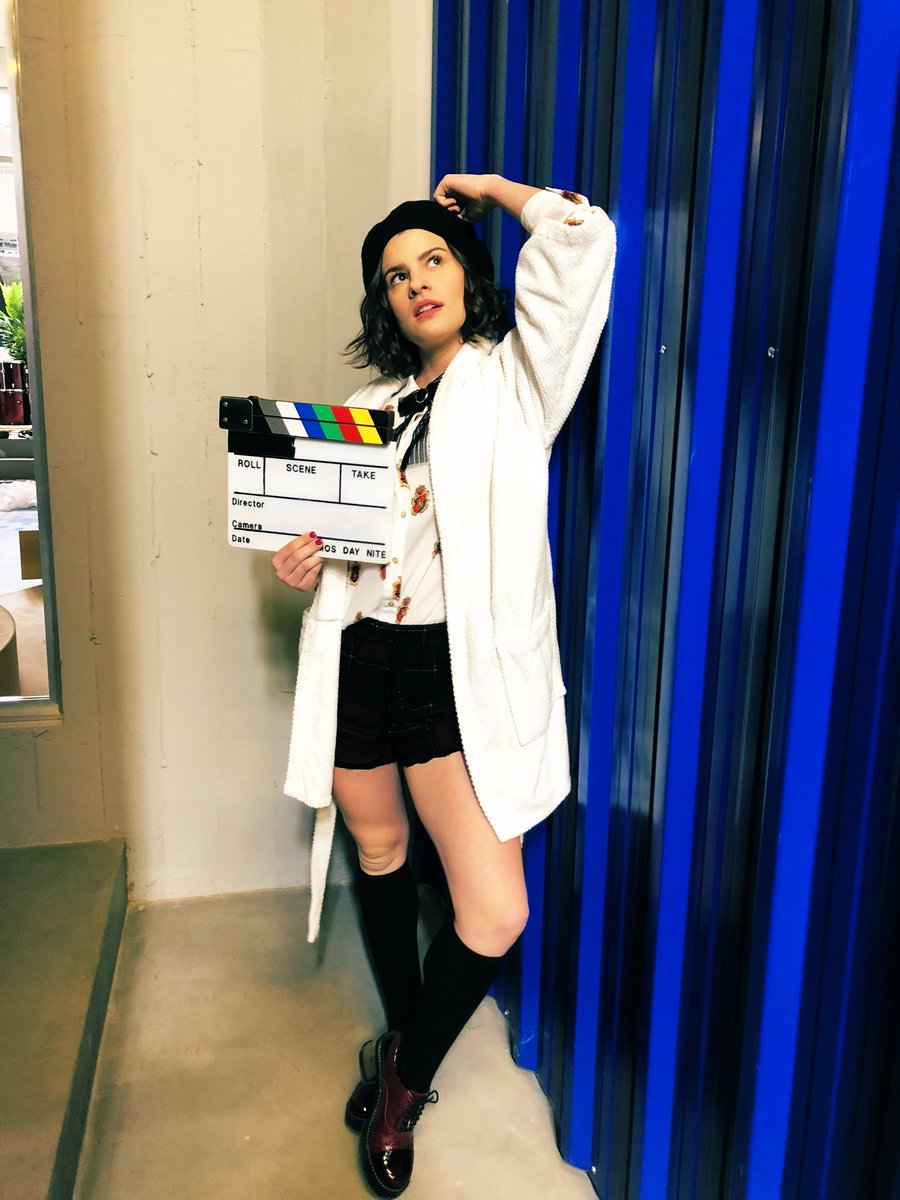 palmaagustina's tweet photo. LLEGÓ EL DÍA! hoy se estrena el primer trailer de #disneybia por @DisneyChannelBR @DisneyChannelLA  
Estamos muy felices de que puedan conocer más de esta hermosa historia que llega! 
8 PM 🇦🇷 ESTRENO https://t.co/xX46Yo9Ey8