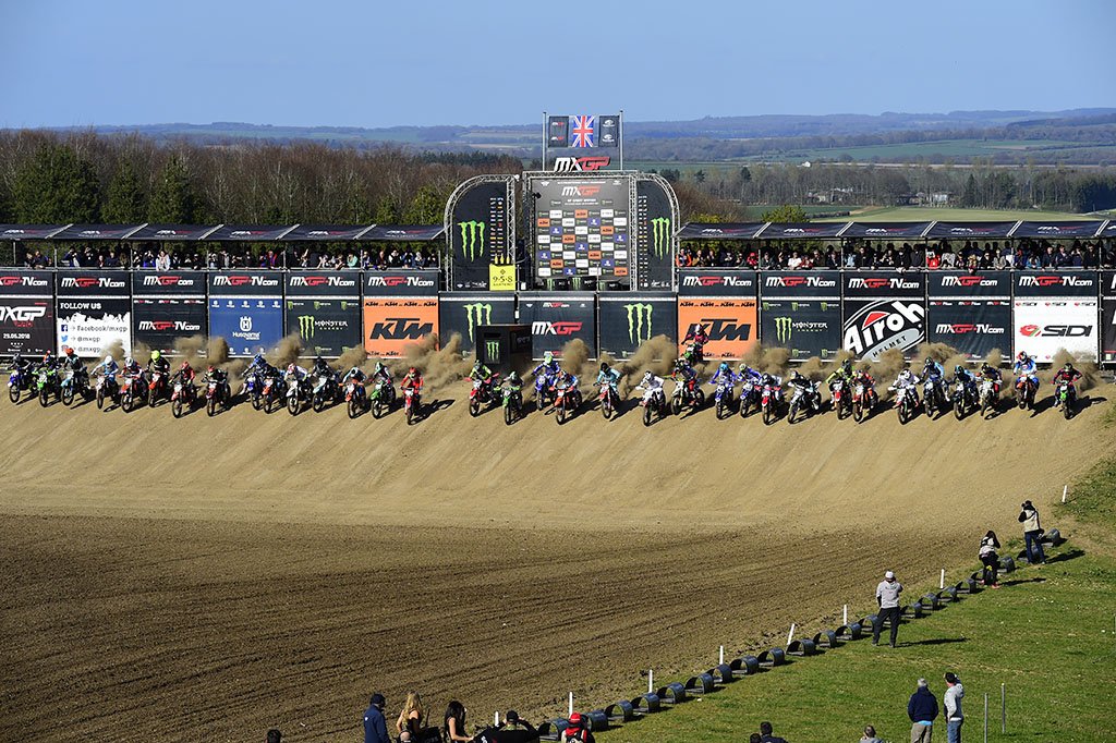 mxgp's tweet photo. WATCH: Action Highlights from Matterley Basin today #MXGPGreatBritain
https://t.co/d1CaeJh8P5 https://t.co/cMQG6VWReS