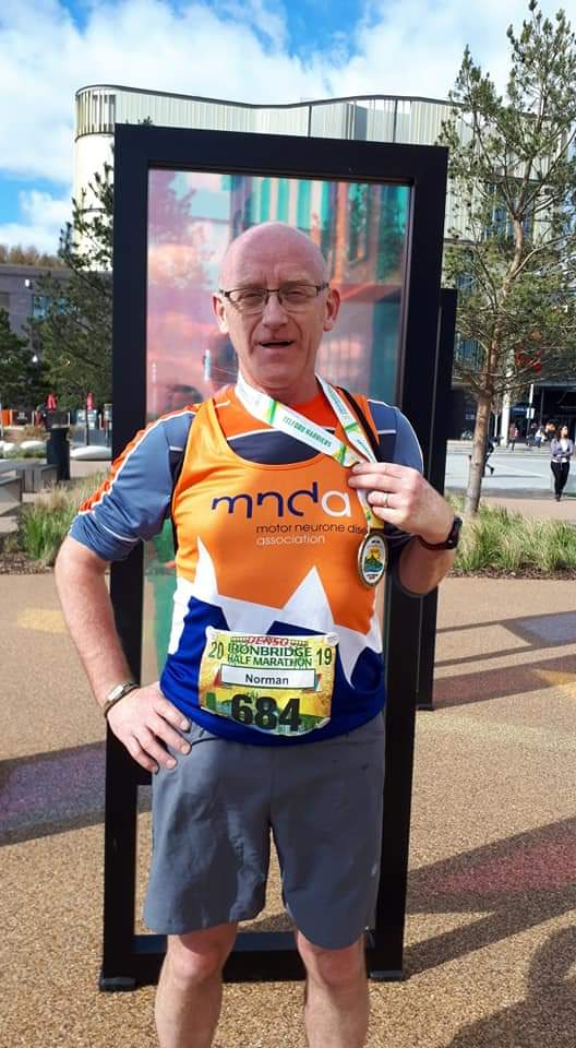 NormRuns's tweet image. 1.48.27 #Ironbridge #HalfMarathon - lovely trail Run across 1st Ironbridge in world (1779) always running @mndassoc @MNDManchester #MND #nofinishlineuntilacure - fab support from @becinmonton as usual - pls donate / RT
justgiving.com/fundraising/no…