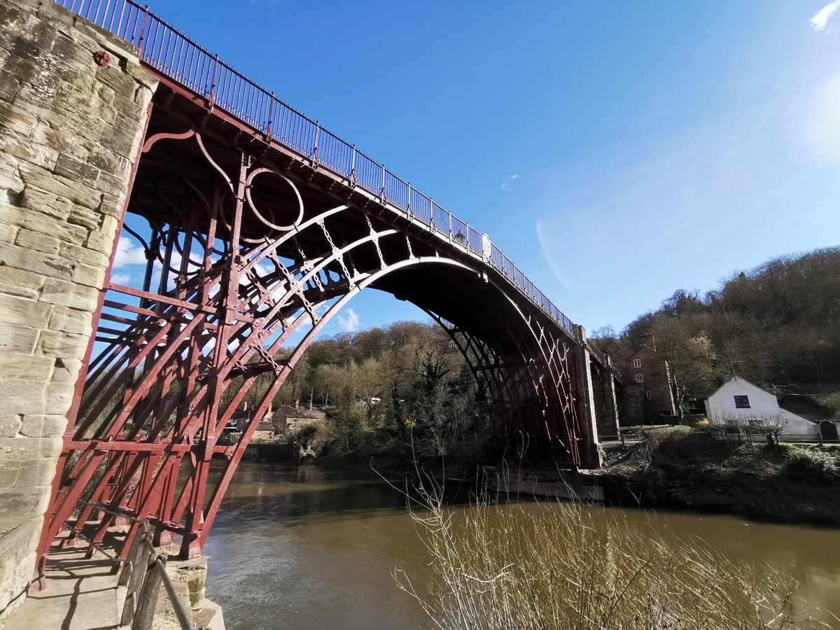 NormRuns's tweet image. 1.48.27 #Ironbridge #HalfMarathon - lovely trail Run across 1st Ironbridge in world (1779) always running @mndassoc @MNDManchester #MND #nofinishlineuntilacure - fab support from @becinmonton as usual - pls donate / RT
justgiving.com/fundraising/no…
