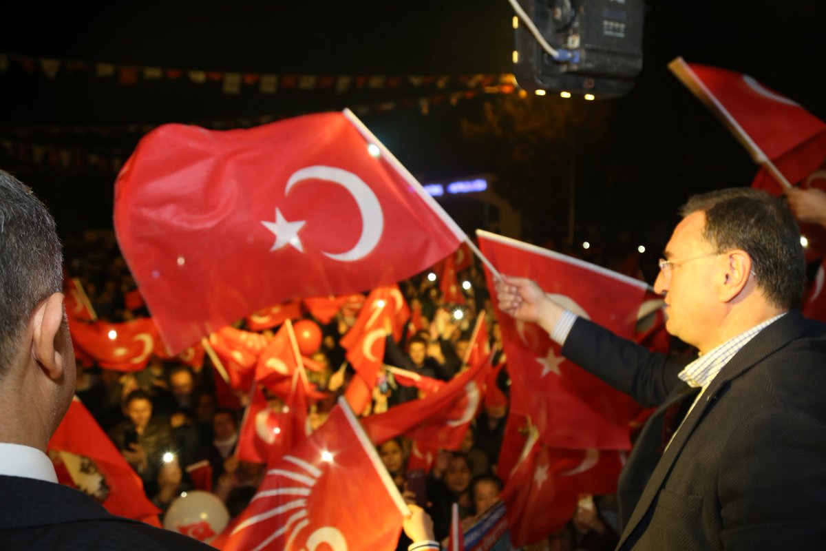 Lütfü Savaş