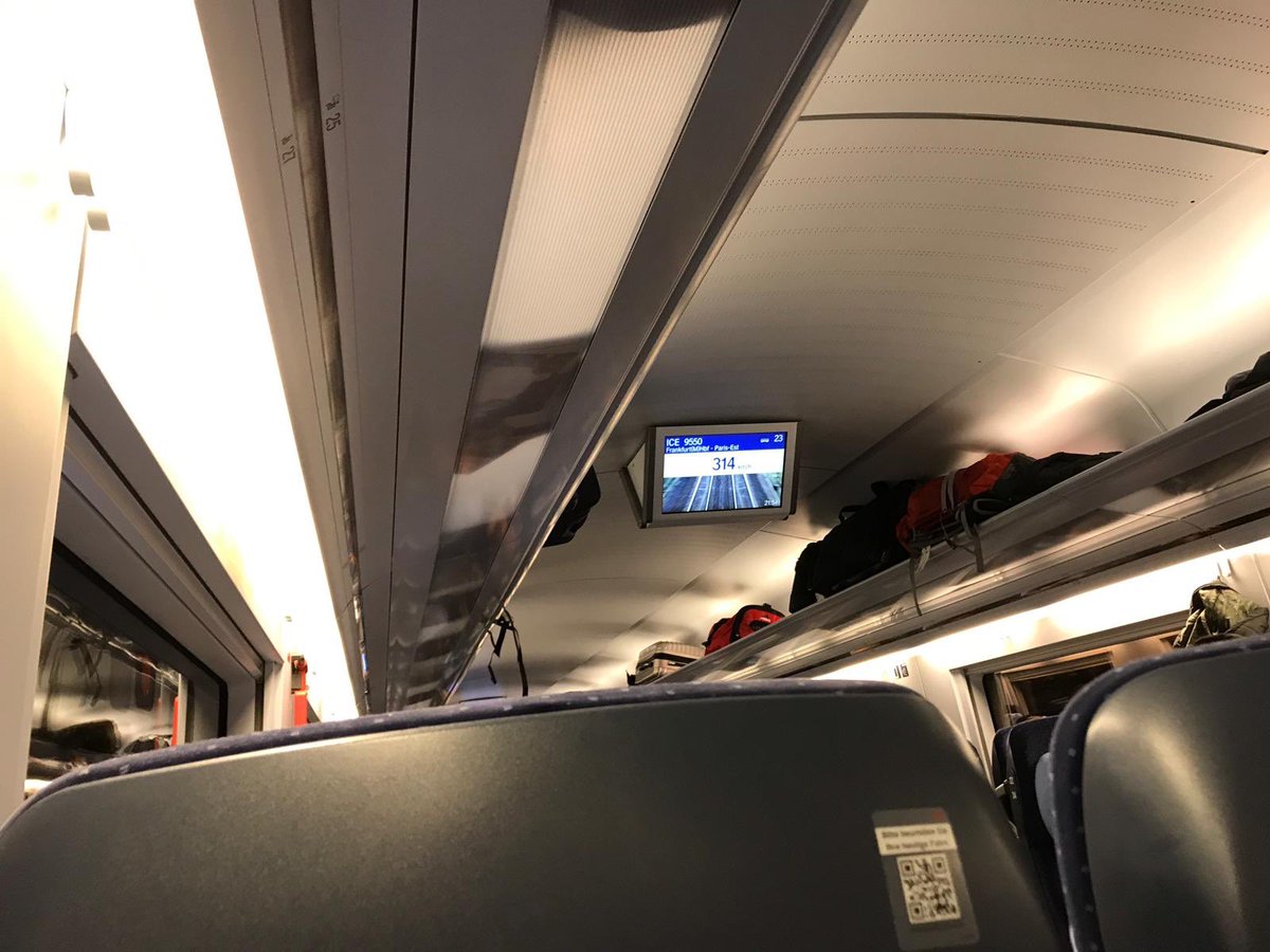 gogolok's tweet image. Traveling to Paris #dotGo