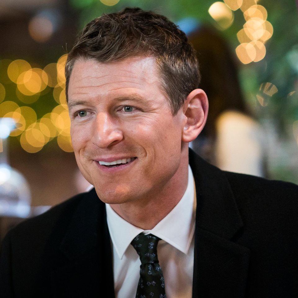 From Chicago to New York. Happy birthday to Philip Winchester. 