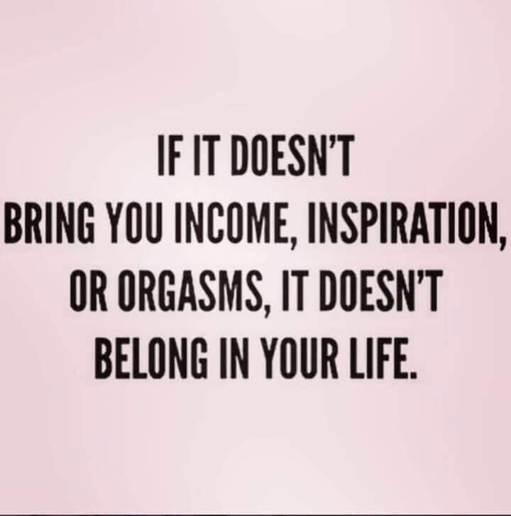 Ladymina10's tweet photo. you can give Me TWO of these things - they kind of go hand in hand.... 
£££ == 💧💧💧
So, the question is, DO you belong to Me? 
#findom 
#paypig 
#foreverlurking https://t.co/YHMQK1ICY8
