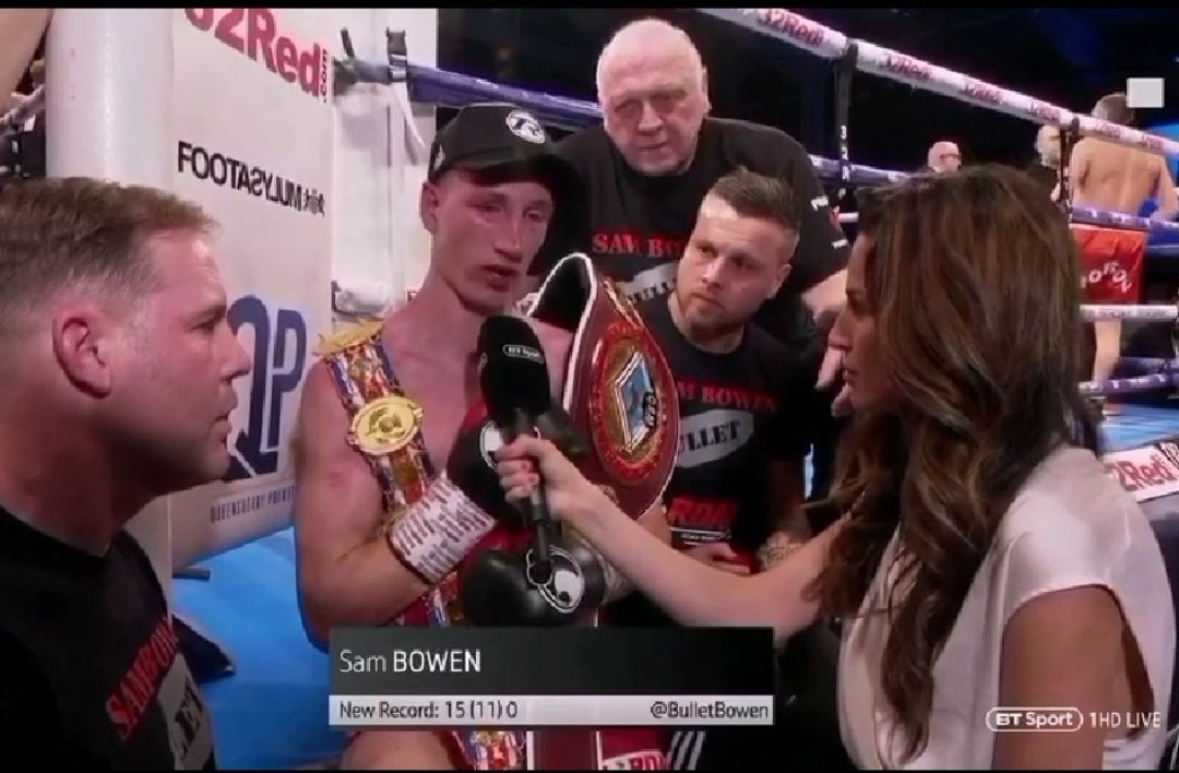 JoAnkierTV's tweet photo. Another fun night of @frankwarren_tv boxing on @btsport 😎👀
Sunday funday now... These guys will. Be celebrating....
#sambowen #nathangorman #RickyHatton #Sammaxwell #Tysonfury https://t.co/LVTVQzlxV8