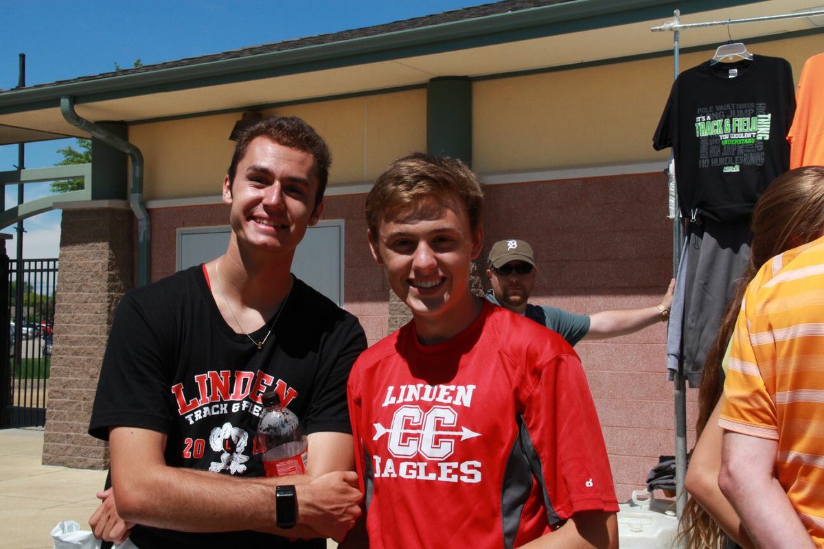TannerBlaney's tweet photo. Happy birthday to my boyy—@TylerBu21021909. Enjoy your day and kill this track season, bro. Thanks for all the hilarious memories throughout the past couple years. https://t.co/rpgKB1nifj