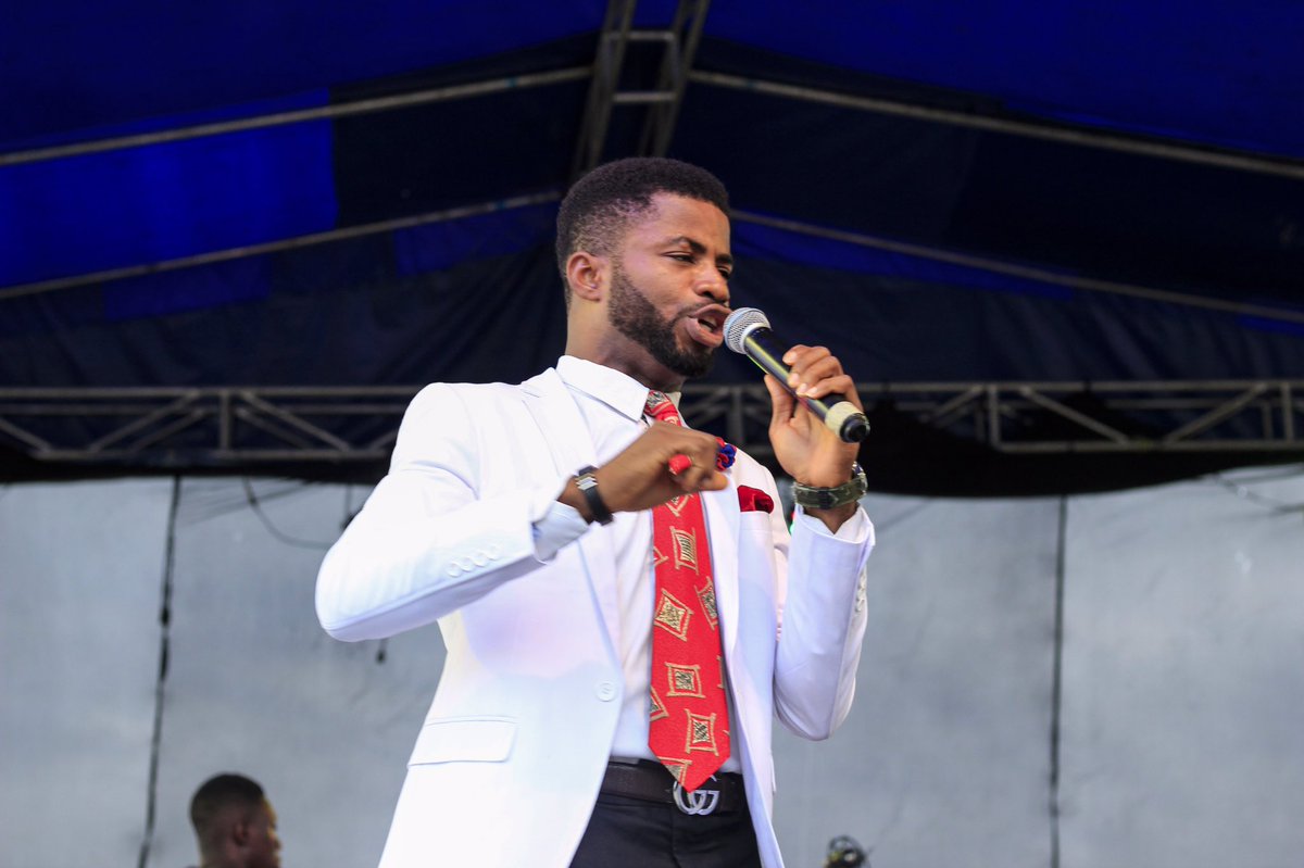 RhemaHouse_int's tweet photo. Live at Raise the praise 2019 #RDP19 https://t.co/ZOrPscVosR