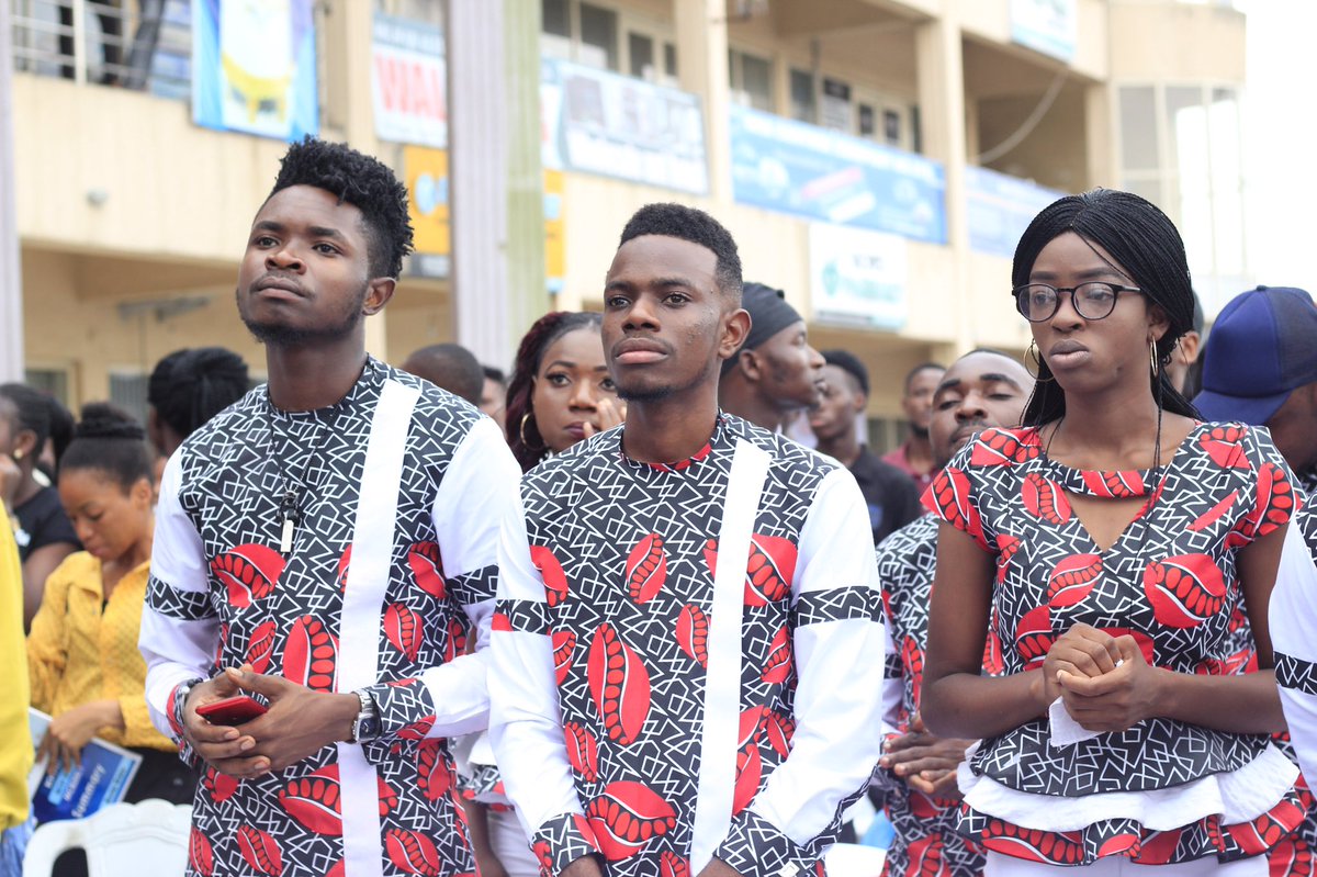 RhemaHouse_int's tweet photo. Live at Raise the praise 2019 #RDP19 https://t.co/ZOrPscVosR