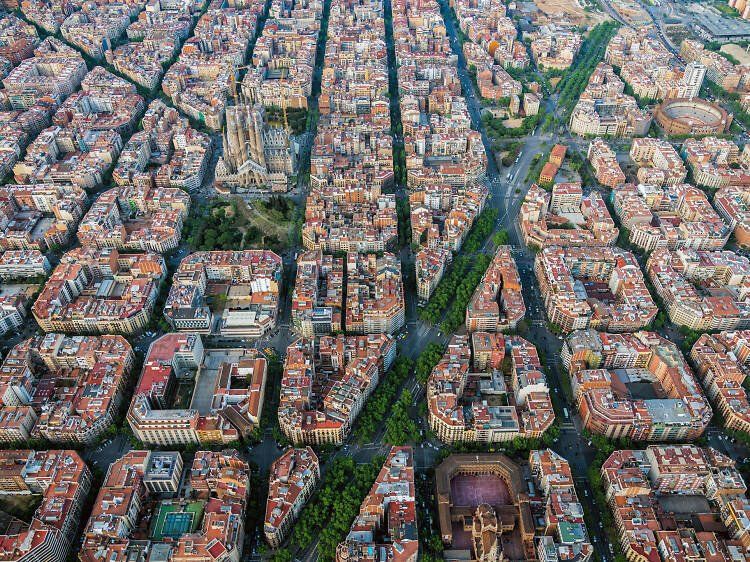 TimeOutBCN's tweet photo. Avui estem de celebració 🎉🎉🎉 #Barcelona ocupa la posició 1️⃣7️⃣ al rànquing mundial de les millors ciutats del món on viure. Doneu un ❤️ si hi esteu d’acord! Aquí us deixem el top 48 👉🏽 https://t.co/MKjfNVjNbW https://t.co/4CSstGjSvU https://t.co/k9ND7ya1x1
