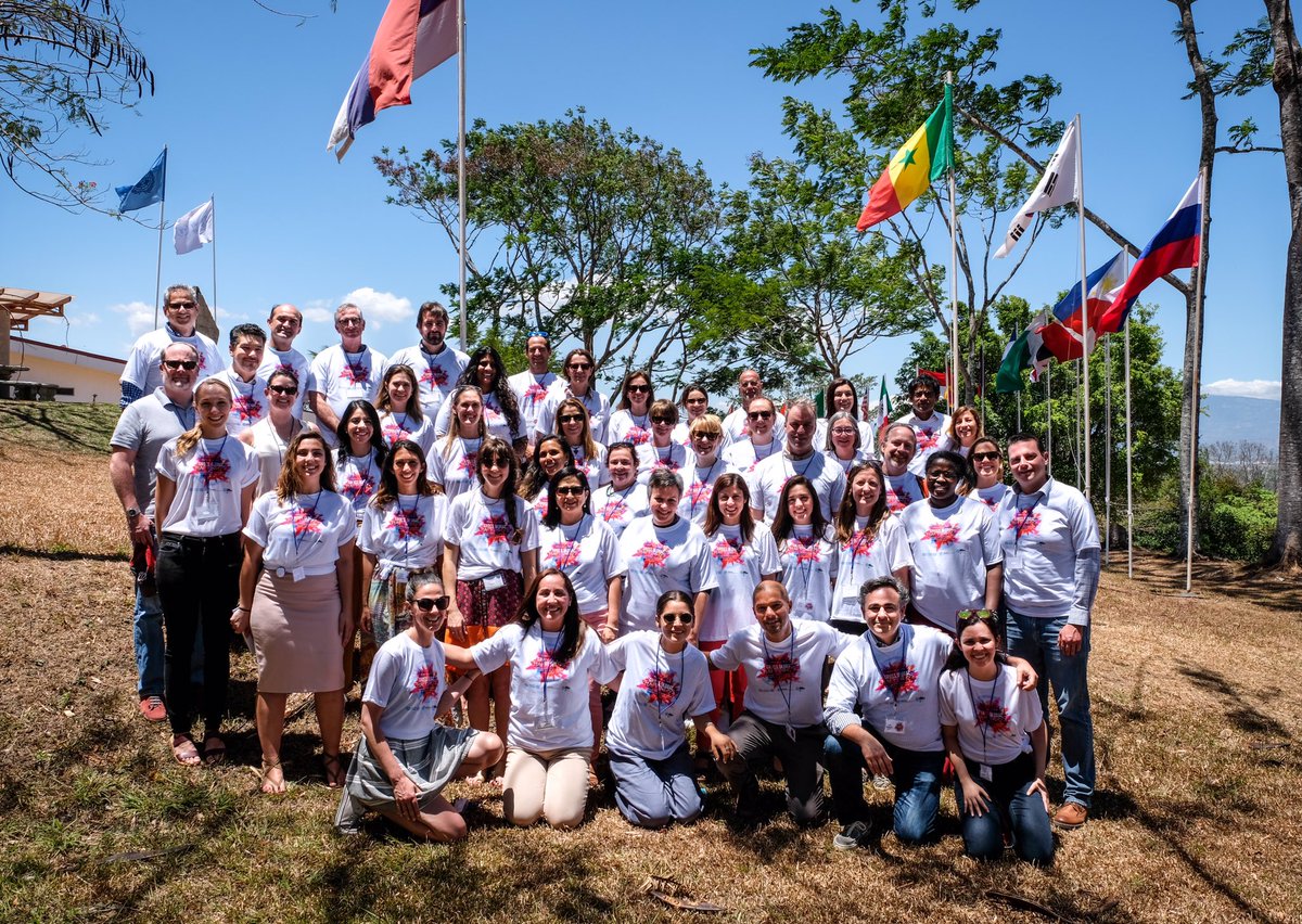 UPEACECentre's tweet photo. Thank you all!!! #GrossGlobalHappiness @happiness_fest @UPEACE #happiness #empowerment #Mindfulness #costarica https://t.co/39DkK6xnQy